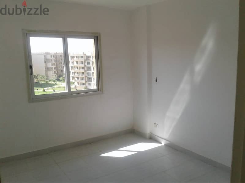 Luxury apartment for rent in Madinaty, B6, with an area of 103 square meters, direct north orientation 7