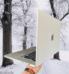 Apple MacBook Pro (16.2- inch, Apple M1 Max chip 10-C CPU , 32-C GPU,