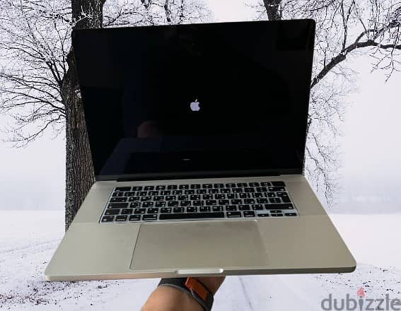 Apple MacBook Pro (16.2- inch, Apple M1 Max chip 10-C CPU , 32-C GPU, 6