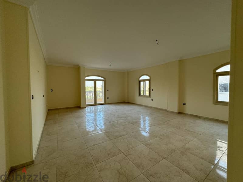شقة للايجار بفيو مميز جدا في الحي السابع 190 م الشيخ زايد  - اداري فقط 2