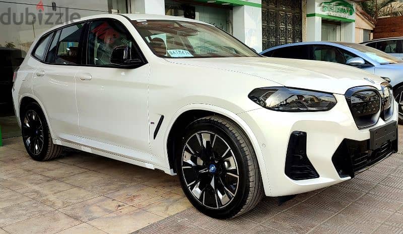 BMW IX3 بي ام دابليو اي اكس ثري 2