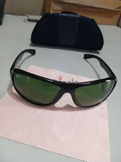 نظارة شمس RayBan كالجديدة