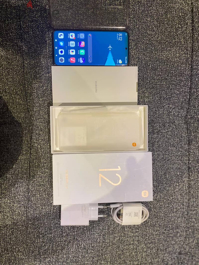 Xiaomi Mi 12 Snapdragon 8 Gen 1