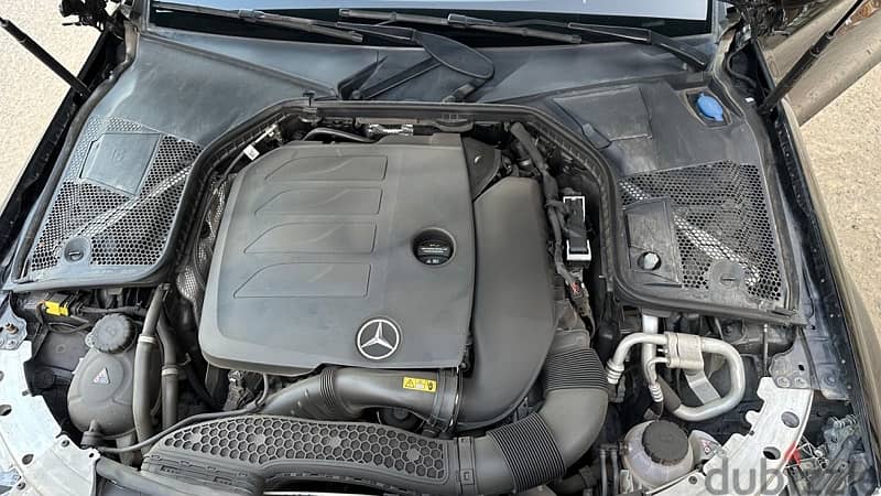 Mercedes-Benz C200 2019 14