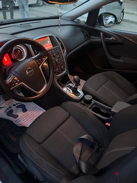 Opel Astra 2016 7