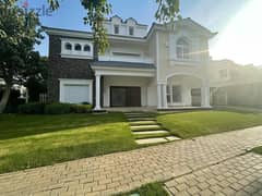 Villa 497 Sqm, Immediate Deliver, For Sale With Installments Over 7 Years, In Mountain View, Hyde Park, New Cairo; Golden Square