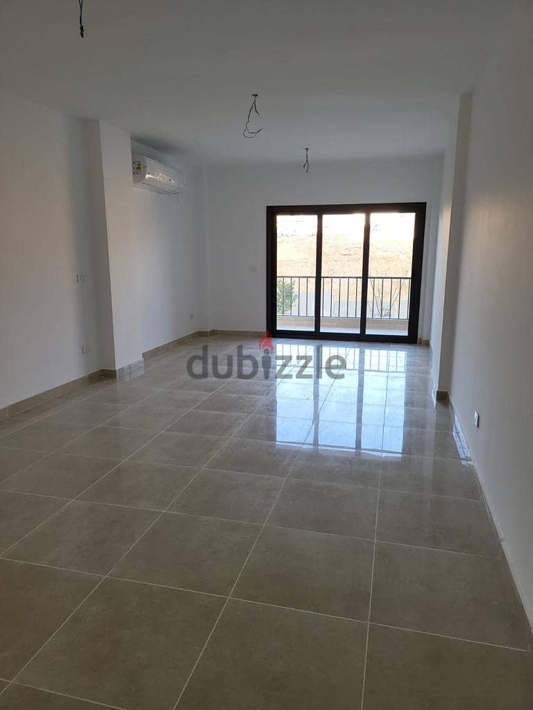 for sale apartment ready to move finished with installment in fifth square marasem 10