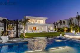 villa 550m for sale in Hacienda Heniesh ( fully finished with AC'S and kitchen )