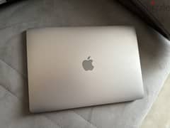 MacBook Pro m1 16Ram 2020 مشحون ٣٧ مره !! 0