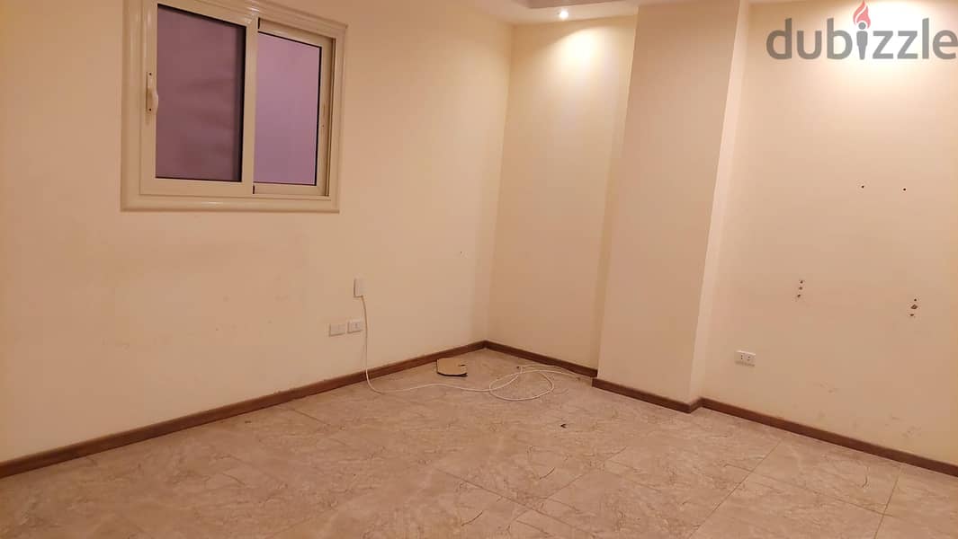 Office with administrative license for sale, fully finished, in Zahraa El Maadi 1