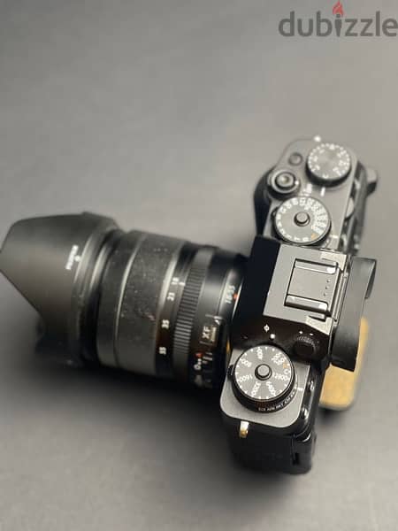 Fujifilm XT-4 With Lens 18-55 f2.8 1
