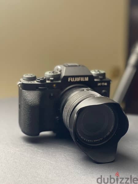 Fujifilm XT-4 With Lens 18-55 f2.8 5