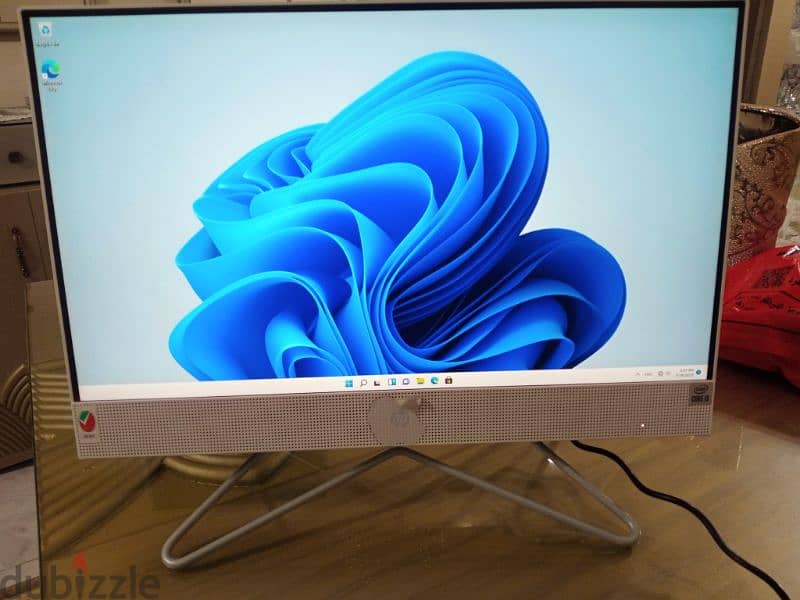 HP 200 G4 All-in-One PC 8