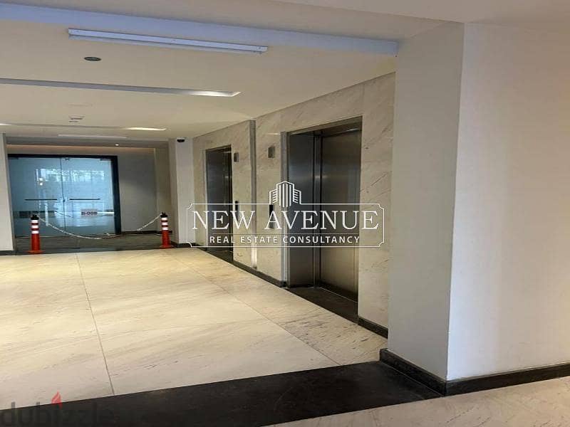 Administrative Office 130m for rent in Hyde Park 4