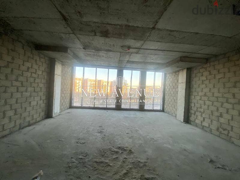 Fully finished office 190m in CFC | prime location 1