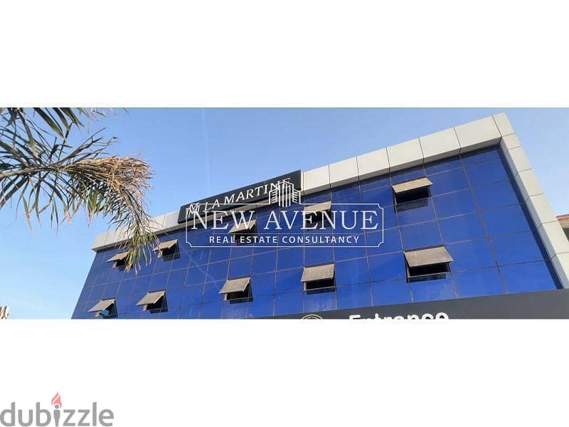 Admin building 1000m with private parking | rent 1