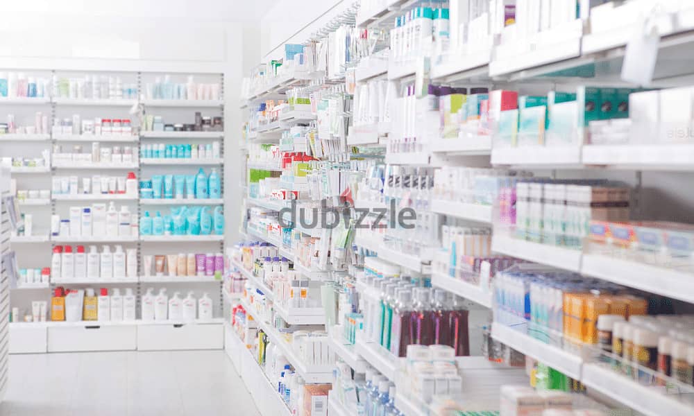 A pharmacy for sale in a main square serving 114 clinics in the first commercial area will be operated in installments for 7 years. 18