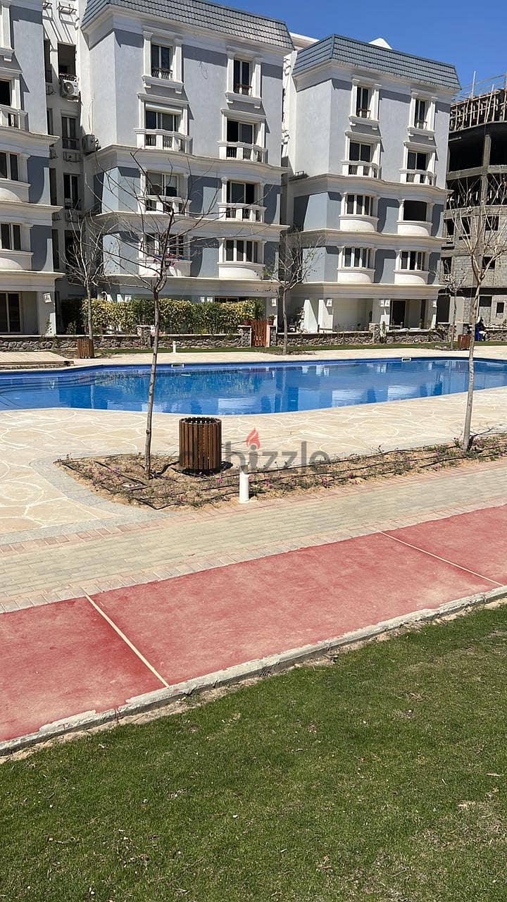 i villa garden Corner with a direct swimming pool 2