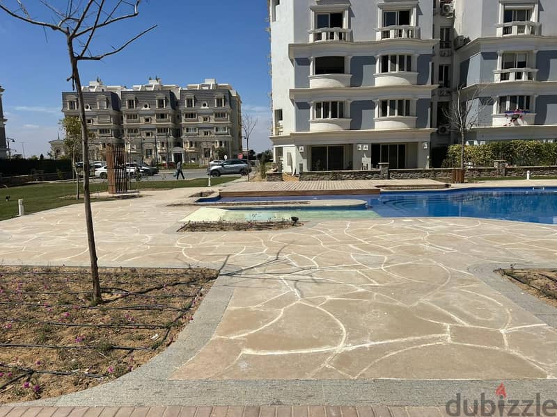 i villa garden Corner with a direct swimming pool 10