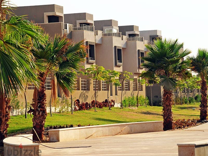 Town house corner 228.5 m For Sale with Installments at Palm hills New Cairo 7