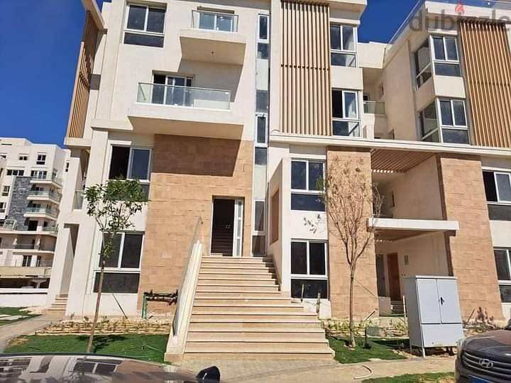 Duplex Garden for sale in Mountain view icity - New Cairo 4