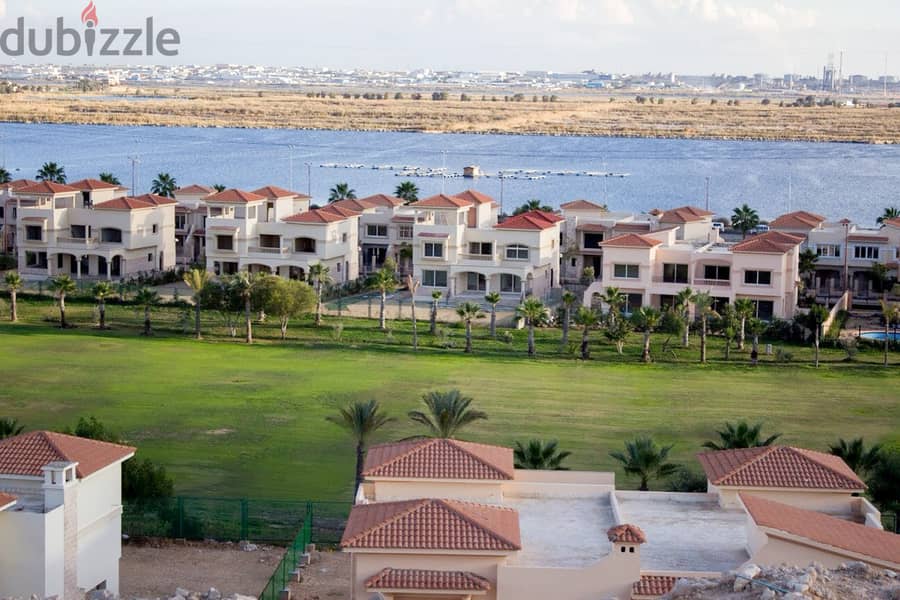 Receive your villa immediately in installments in the heart of Alex West 5