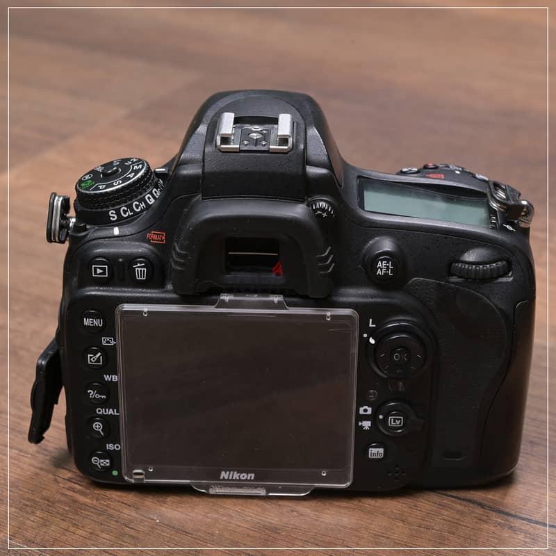 للبيع كاميرا Nikon D610 + Nikon Lense 24-70 2.8 + nikon 60mm 15