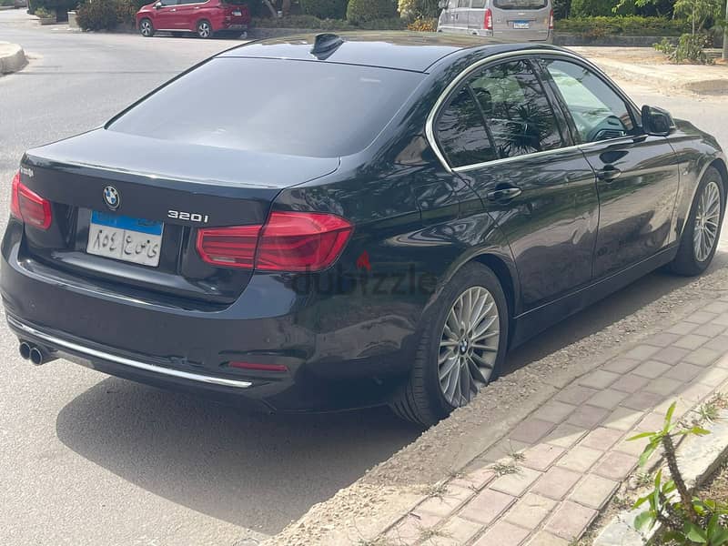 BMW 320 Luxury model 2017 2