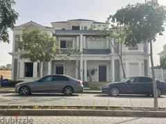 Distinctive Villa 3 Floors, Immediate Deliver, For Sale With Installments Over 7 Years In Mountain View Hyde Park; New Cairo