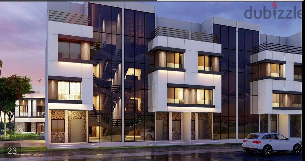 Exclusively and at a 25% discount, a townhouse with a private pool, a distinctive view, and a distinctive compound in New Mansoura 14
