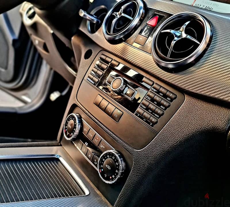 Mercedes GLK 350 11