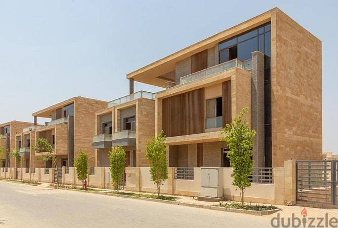 Apartment with a roof terrace for sale directly in front of Cairo Airport, in installments over 8 yearsشقة برووف تراس للبيع أمام مطارالقاهرة مباشرة 4