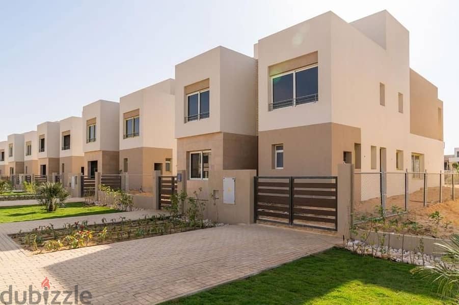 townhouse corner in Palm Hills new cairo, open view on green spaces 5