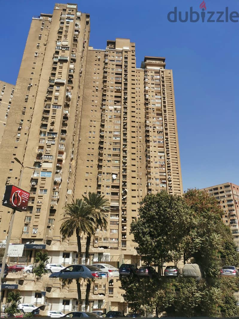 شقة للبيع على كورنيش النيل Apartment for sale in Nile Corniche 1