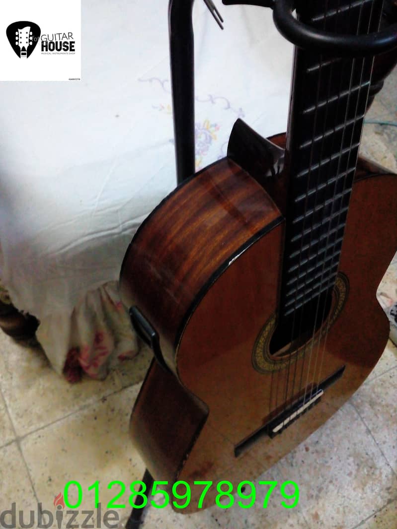 ADMIRA Juanita-e Classical Guitar made in spain جيتار  صناعة اسبانية 4