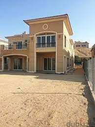 239 sqm villa for sale in Stone Park New Cairo, next to Mercedes agencies 7