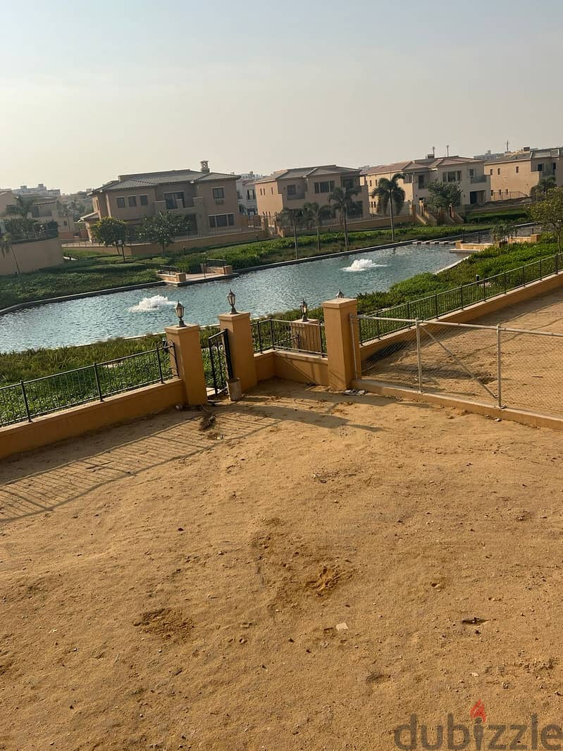 Townhouse 220m with a land area of 316m for sale with the lowest down payment with a very special view in Uptown Compound Resident in Mokattam 1