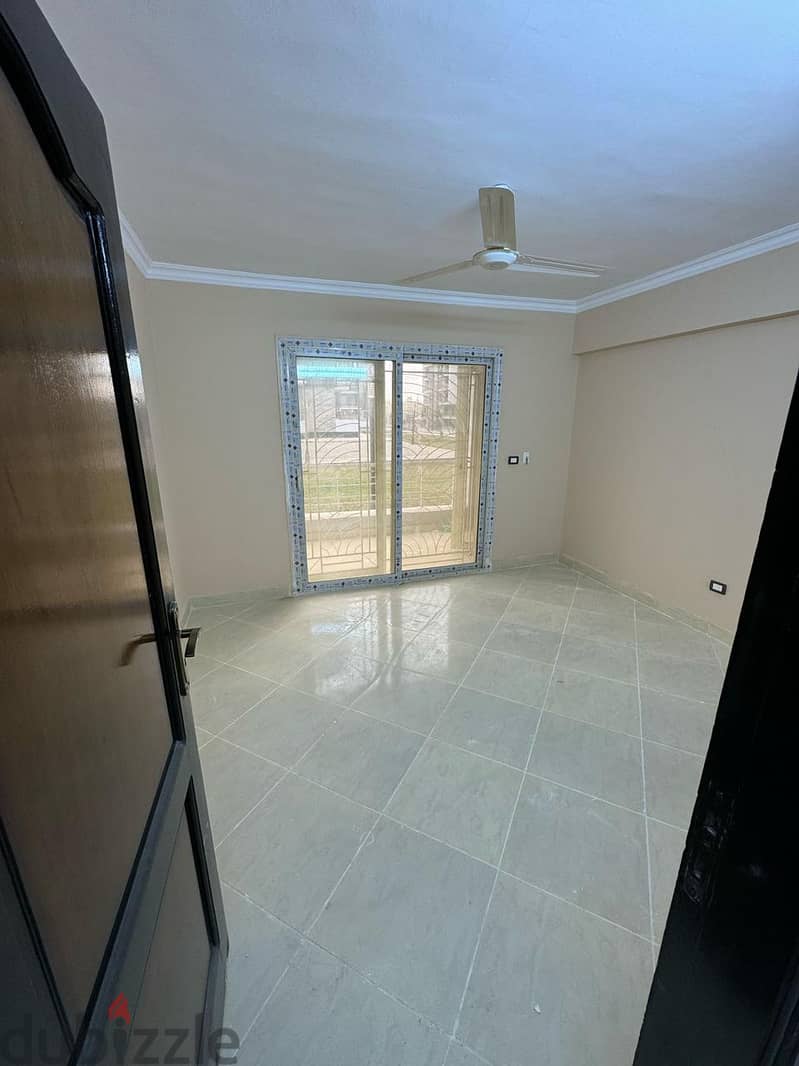 Apartment for sale in Dar Misr Al-Andalus Compound, near the 90th and from Gate 1, Hyde Park First residence View Garden 5