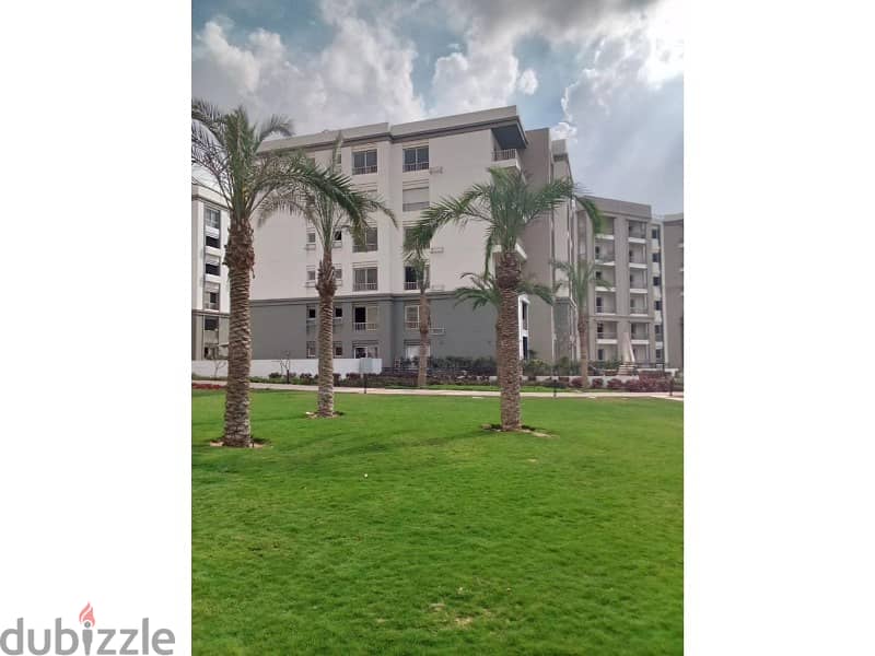 Apartment 216m for sale corner ready to move at the lowest price the best Place In Hyde Park Resident Compound In Fifth Settlement 7
