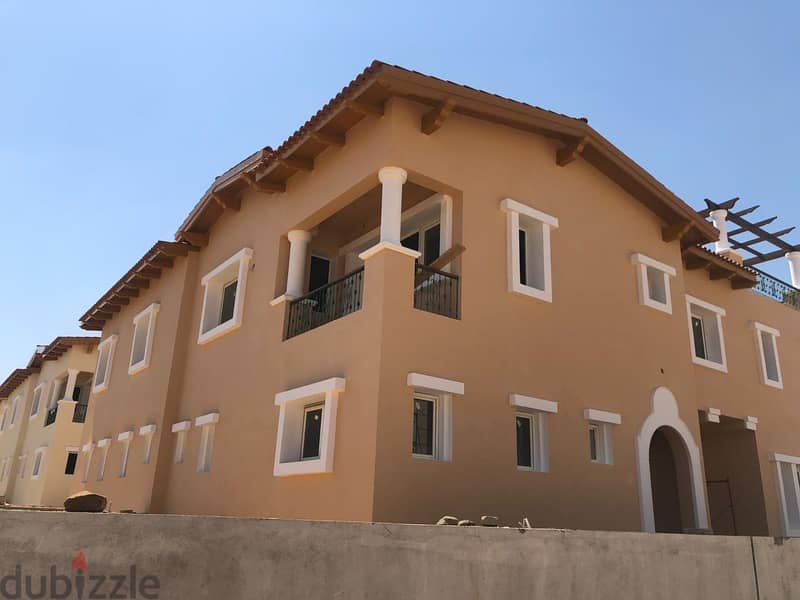 Classic Twin House For Sale 306m With Land Area 360m Bahri special View At The Lowest Price In Hyde Park In Fifth Settlement 8