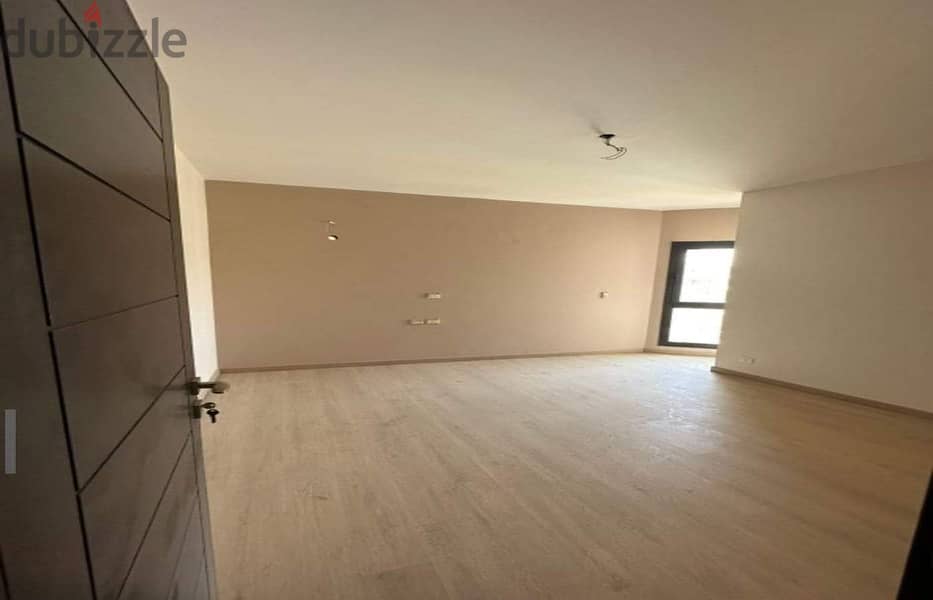 For Sale Apartment Ready To Move In The Address East - New Cairo 7