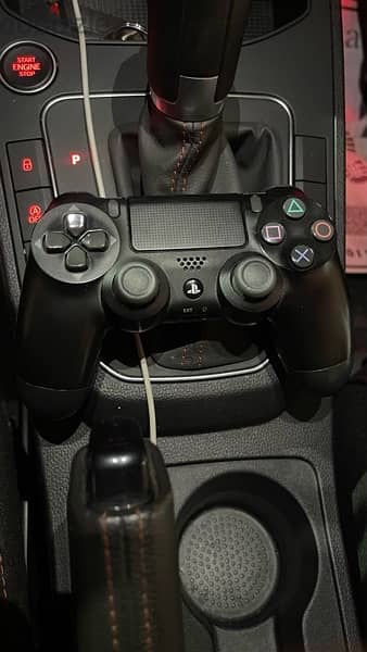 AS NEW PS4 CONTROLLER 1