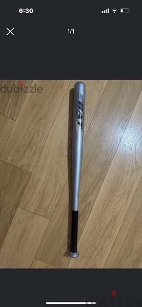 Metal baseball bat 0