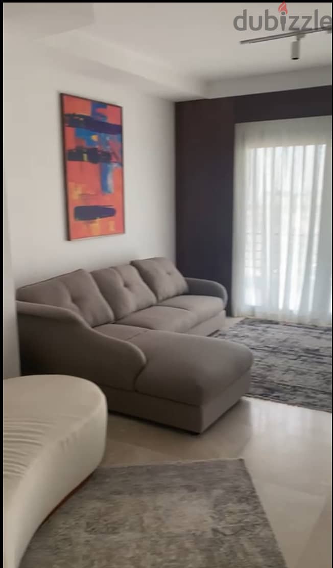 Apartment for sale in Uptown Cairo, very prime location overlooking the golf, fully furnished, first use - شقة للبيع في أب تاون كايرو موقع متميز جد - 9