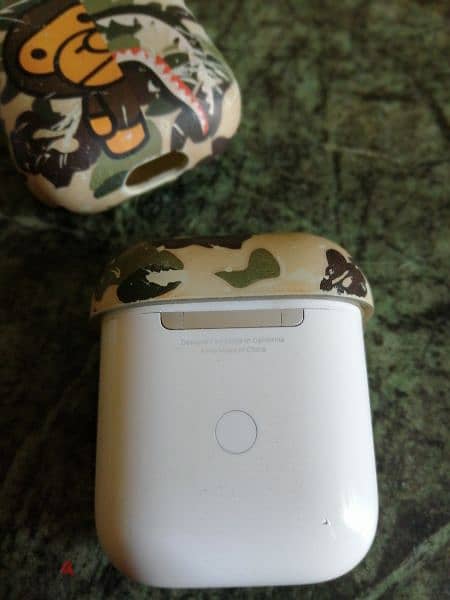 Apple Airpods 2nd generation with cool case 2