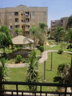 شقة للايجار في كمبوند اوبرا سيتي الشيخ زايد مساحة 171 م