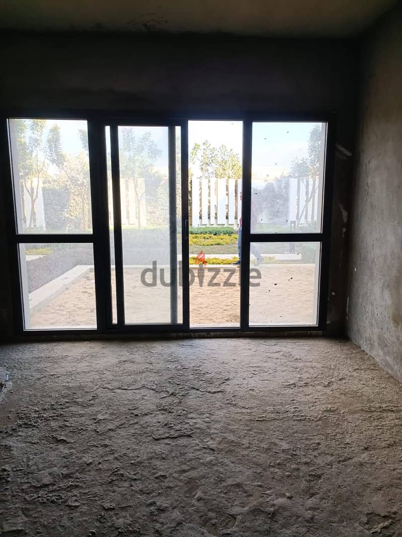 Apartment ground with garden for sale sky condos (sodic villete) 5