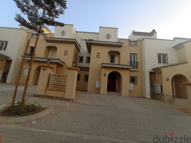 Town House For Sale In Uptown Cairo 1