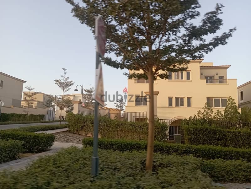 Town House For Sale In Uptown Cairo 2