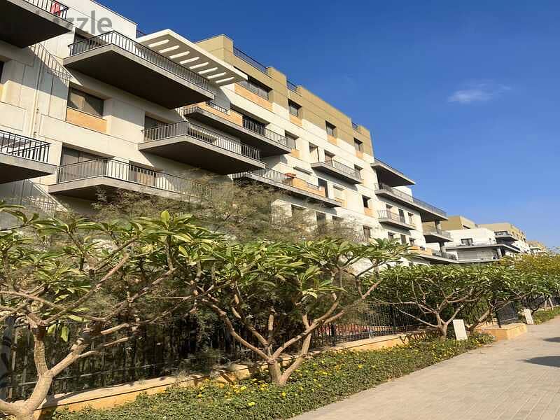 Apartment 156 m fully furnished with PRIME LOCATION for sale at Eastown Residence - NEW CAIRO 5